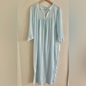 VTG 60s Barbizon Long Soft Cotton Nightgown Light Blue Size Large - EUC